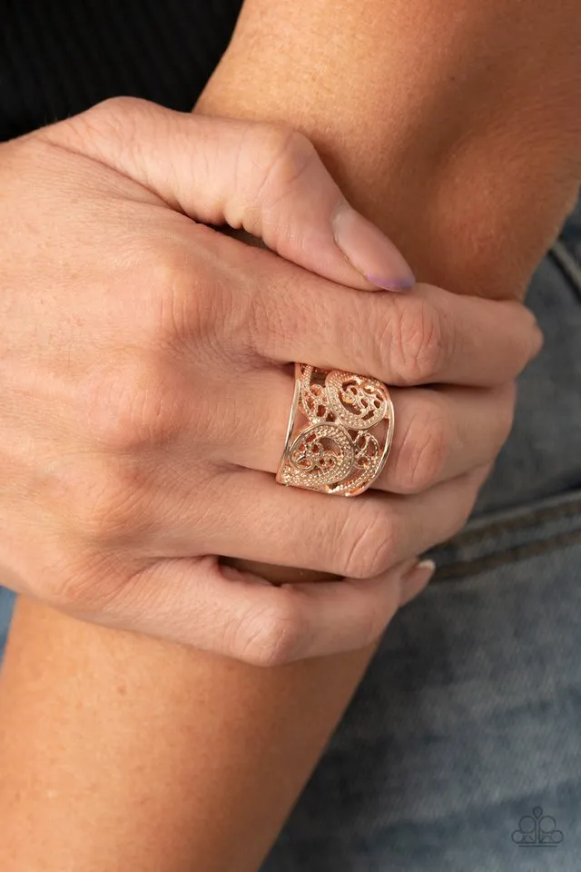 Paparazzi Ring ~ Turning The Tides - Rose Gold