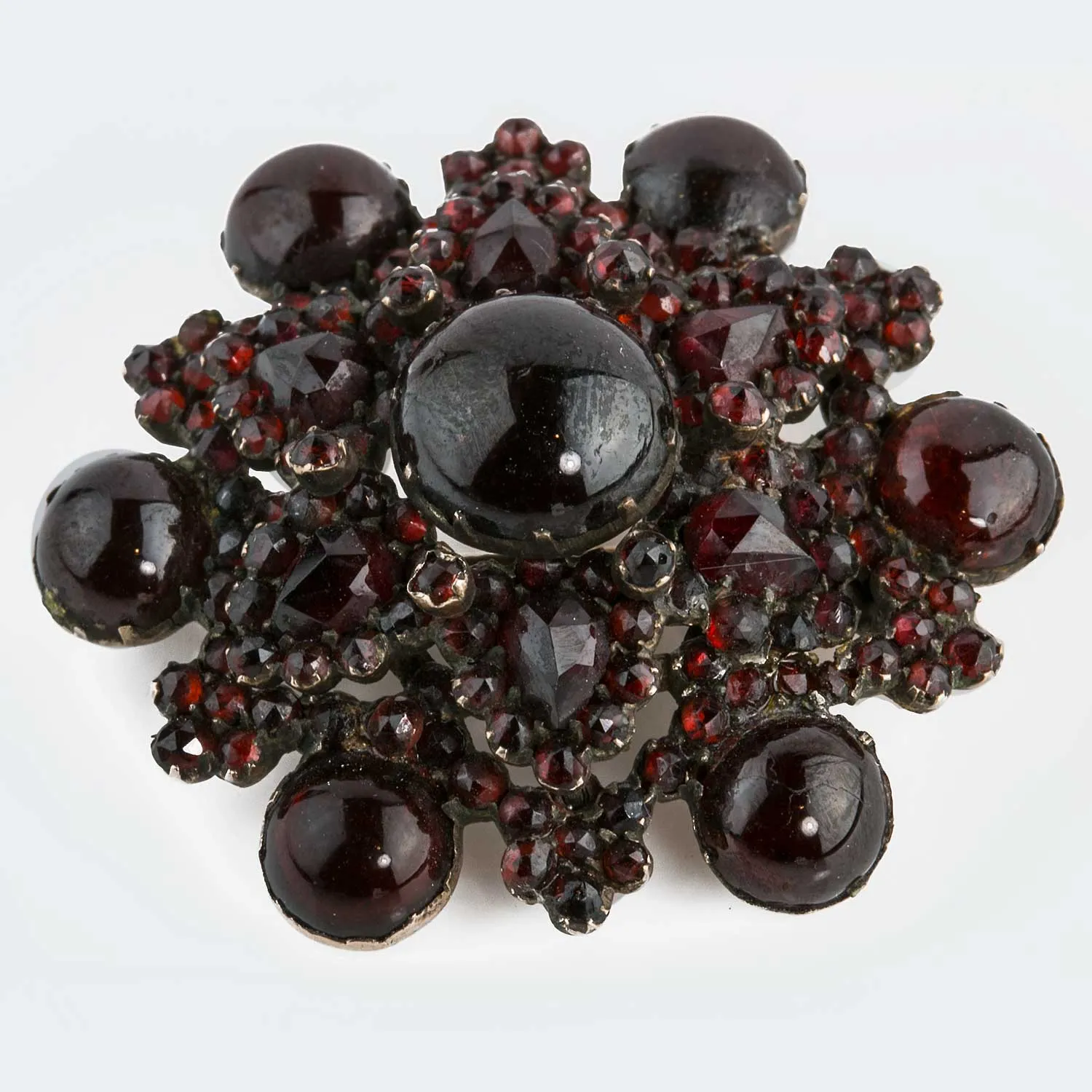 Victorian Bohemian rose cut natural garnet pin with vermeil setting. j-pnvc1079(e)