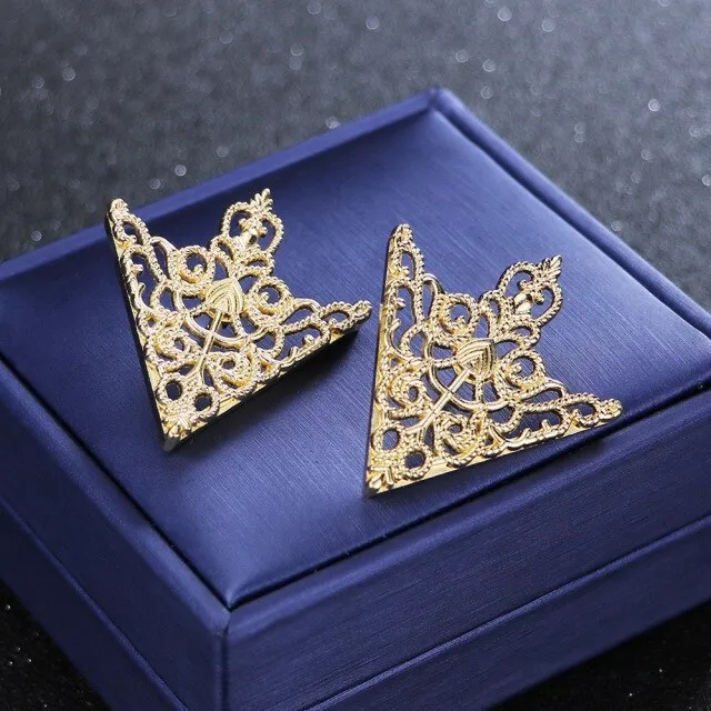 Vintage Triangle Collar Pin Hollow Metal Brooch Lapel for Suits Shirt